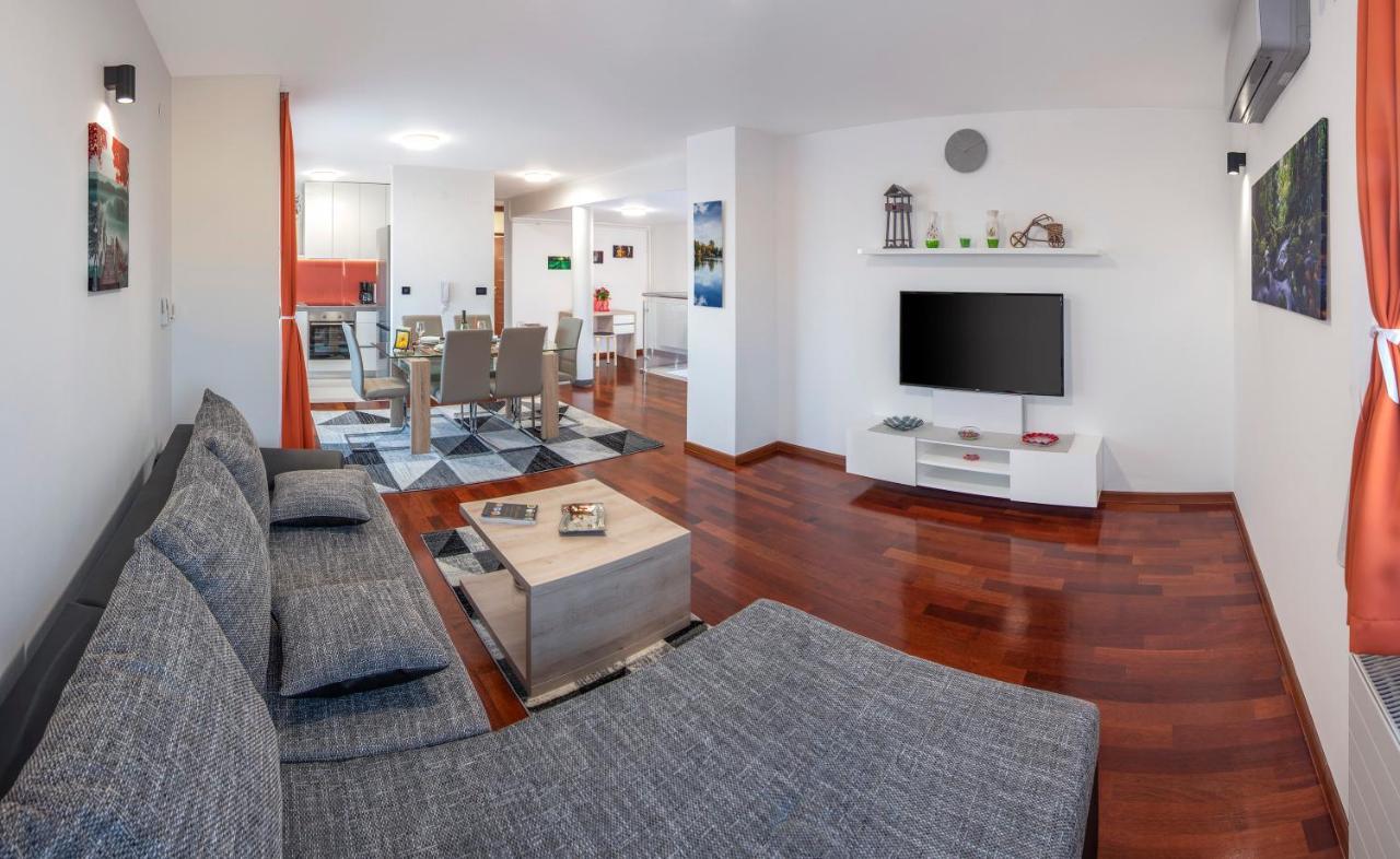 Ratkajec Luxury Apartments Varaždin エクステリア 写真