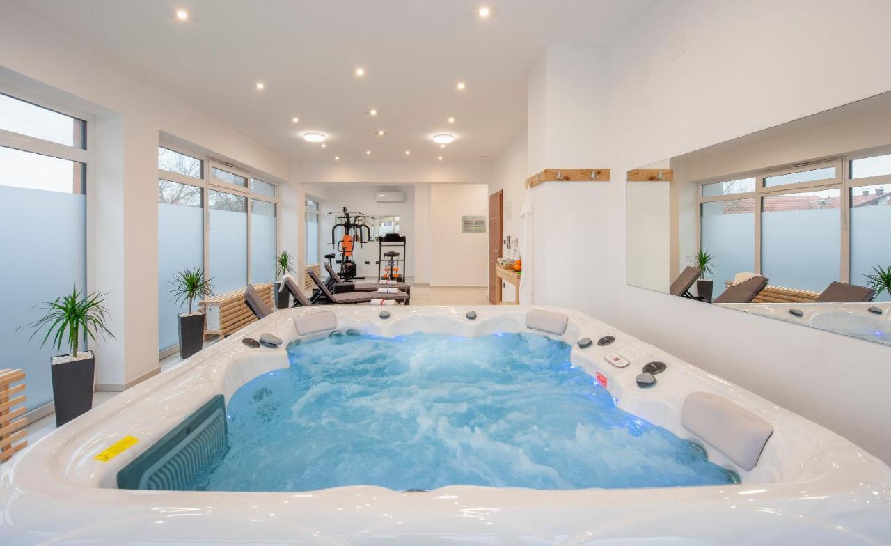 Ratkajec Luxury Apartments Varaždin エクステリア 写真